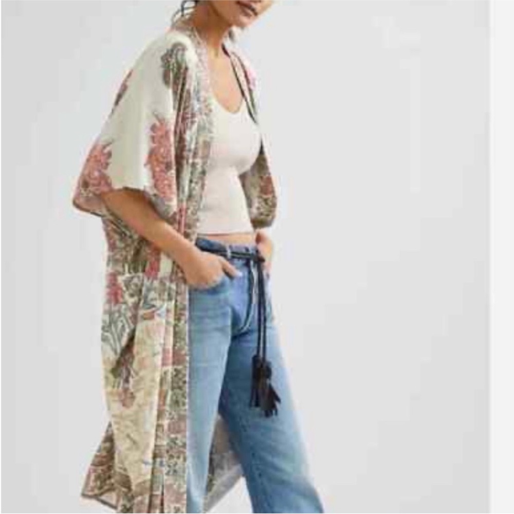 Anthropologie Floral Kimono Wrap - Cream and Pink